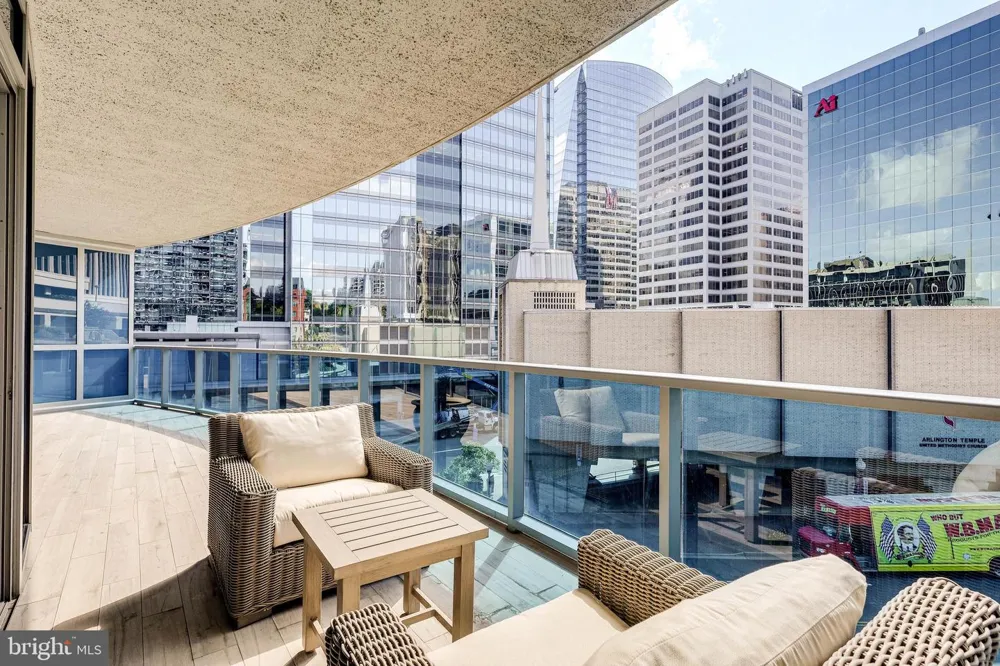 1881 NASH STREET #201 Arlington, VA 22209