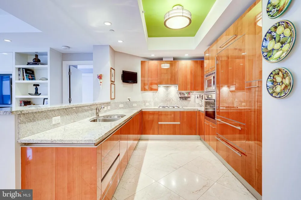 1881 NASH STREET #201 Arlington, VA 22209