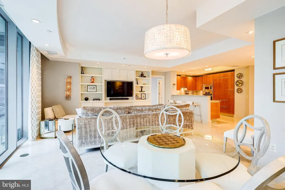 1881 NASH STREET #201 Arlington, VA 22209