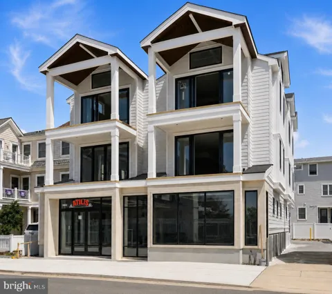 4411 LANDIS AVENUE #302