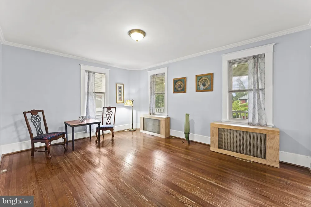 133 WATERLOO STREET Warrenton, VA 20186