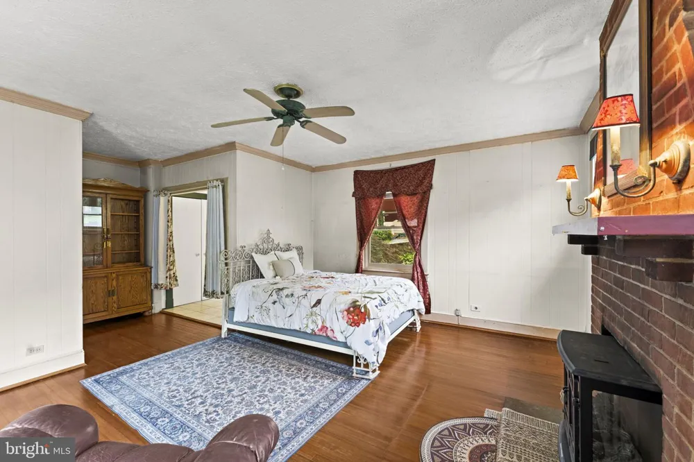 133 WATERLOO STREET Warrenton, VA 20186