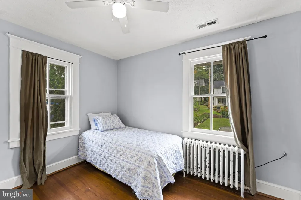 133 WATERLOO STREET Warrenton, VA 20186