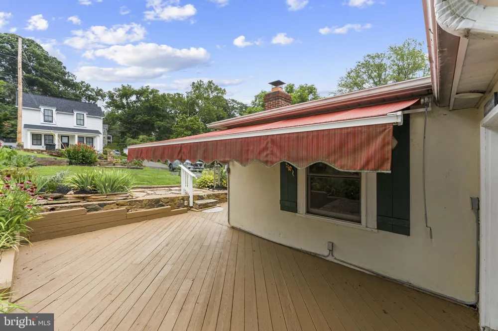 133 WATERLOO STREET Warrenton, VA 20186