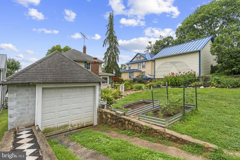 133 WATERLOO STREET Warrenton, VA 20186