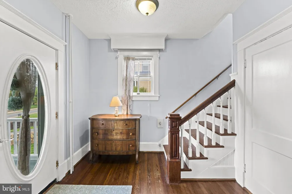 133 WATERLOO STREET Warrenton, VA 20186