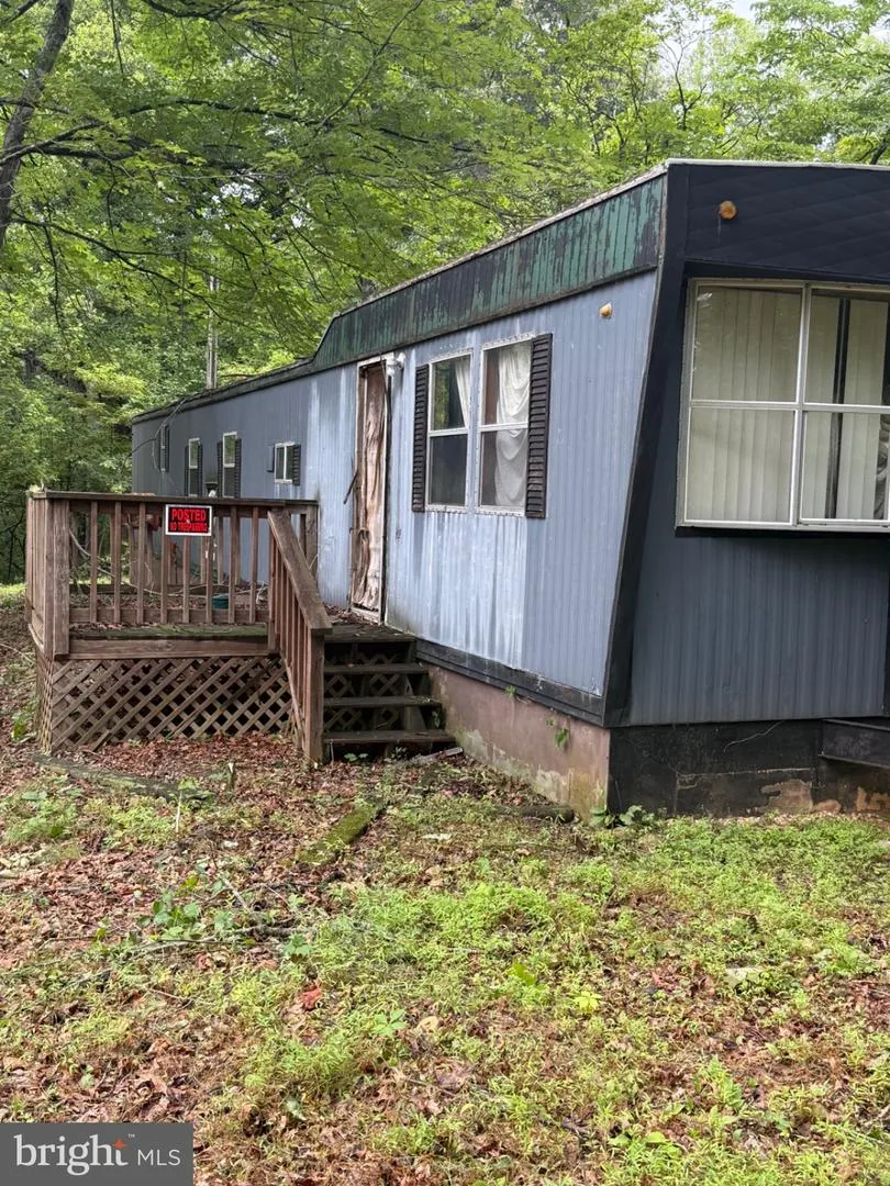 6334 W HOOVER ROAD Reva, VA 22735