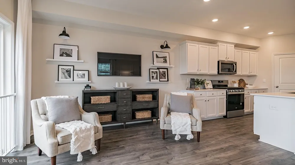 405 MOORE ROAD Wallingford, PA 19086