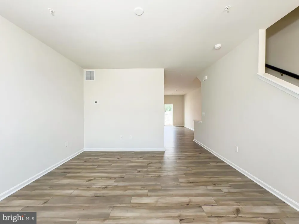 5550 MARKSBURG PL White Plains, MD 20695