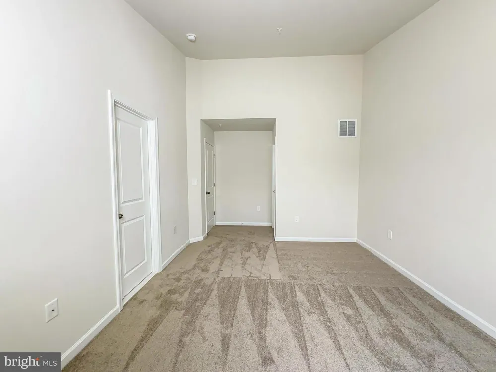 5550 MARKSBURG PL White Plains, MD 20695