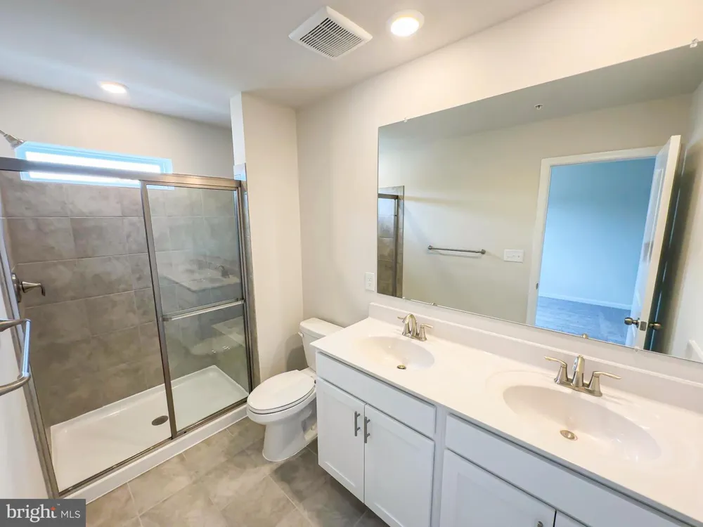 5550 MARKSBURG PL White Plains, MD 20695