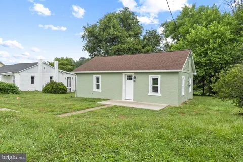284 ELLICOTT ROAD