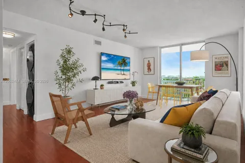 60 NW 37th Ave #608