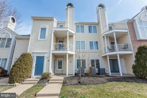 5 MICHELE COURT #106