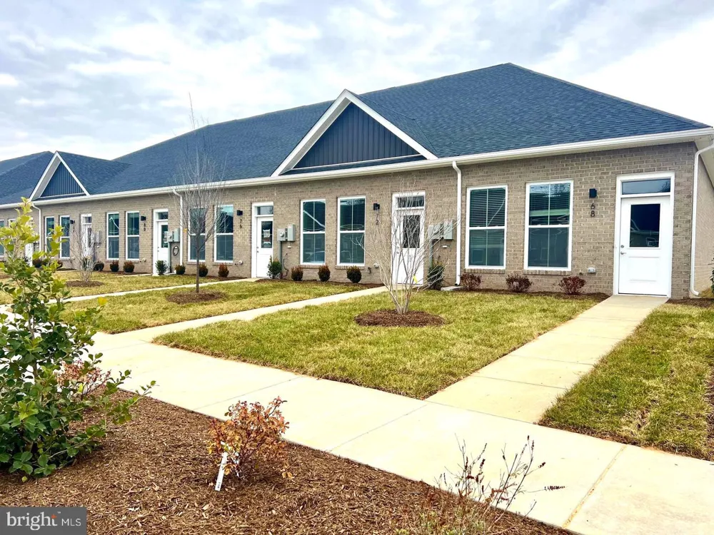 13 LOCKWOOD DRIVE Inwood, WV 25428