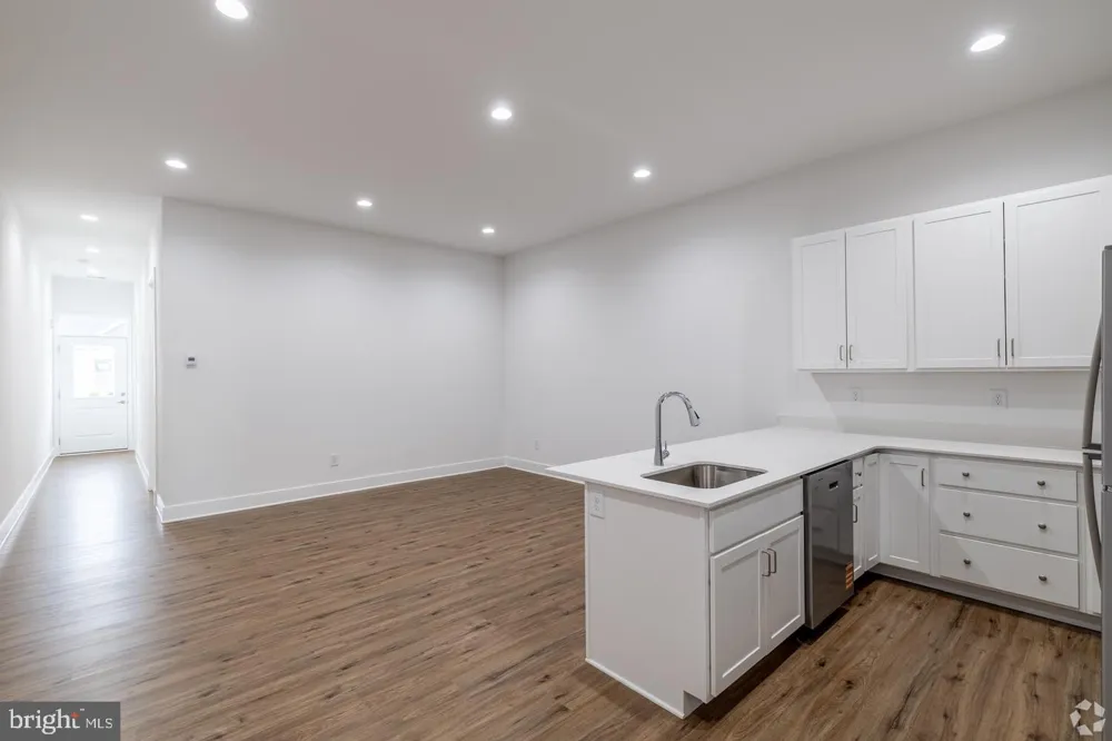 13 LOCKWOOD DRIVE Inwood, WV 25428
