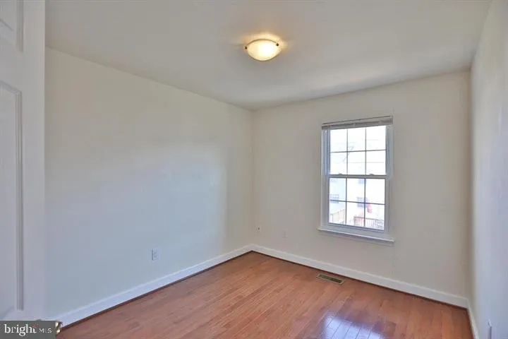 14214 BEDDINGFIELD WAY Centreville, VA 20121