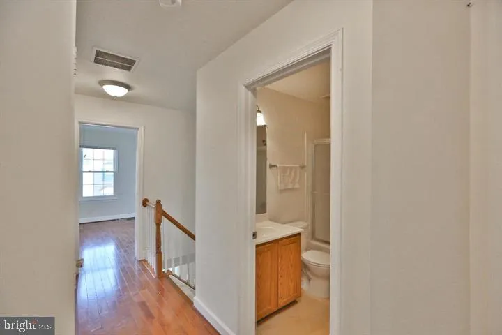 14214 BEDDINGFIELD WAY Centreville, VA 20121