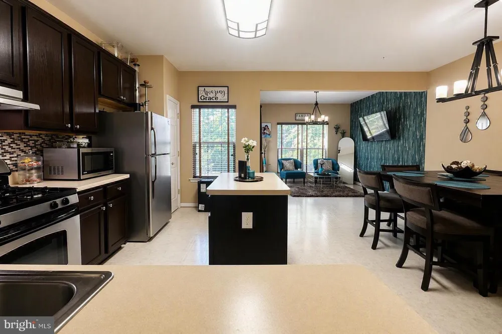 10502 GLEN MANOR DRIVE Bowie, MD 20720