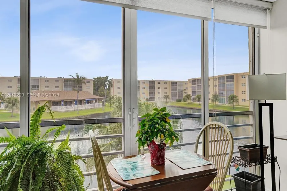 415 SE 11th Ter #207 Dania Beach, FL 33004