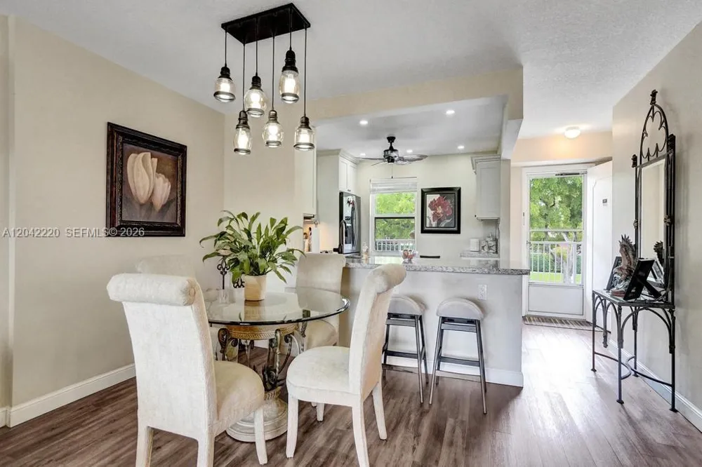 415 SE 11th Ter #207 Dania Beach, FL 33004