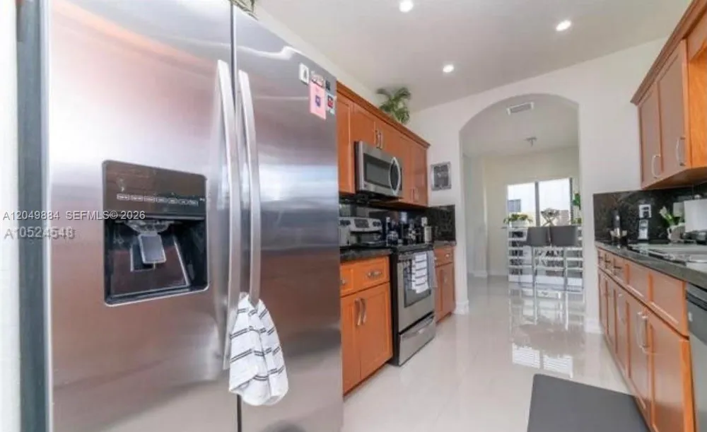 16588 44 Street Kendall, FL 33185