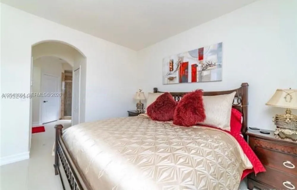 16588 44 Street Kendall, FL 33185
