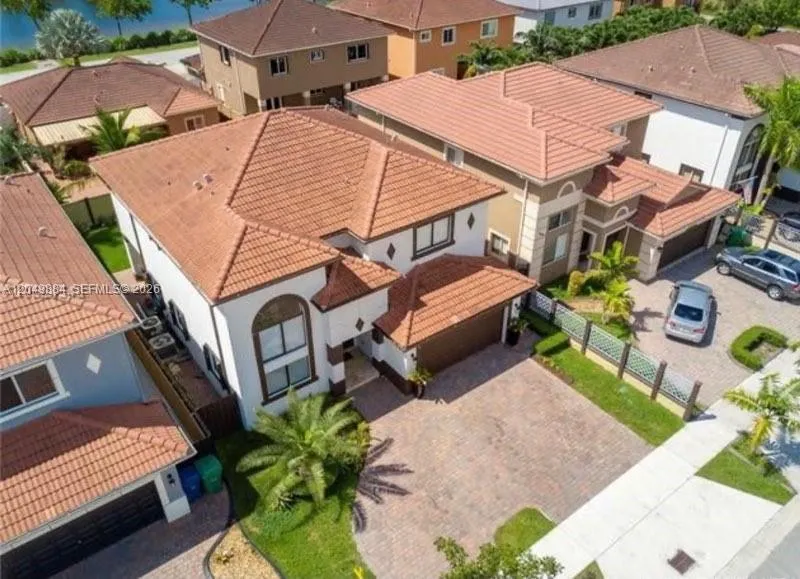 16588 44 Street Kendall, FL 33185