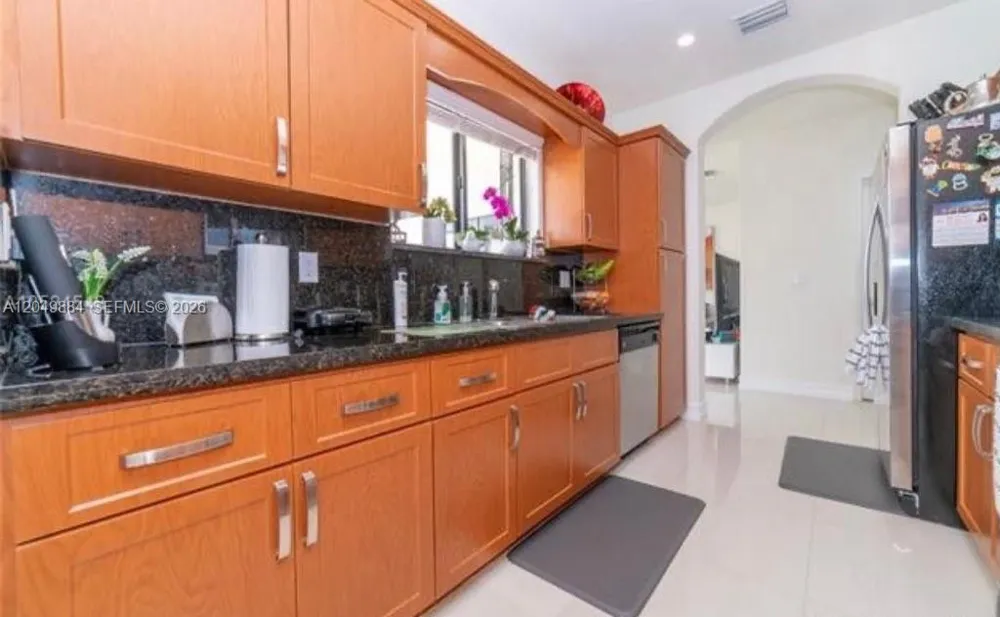16588 44 Street Kendall, FL 33185