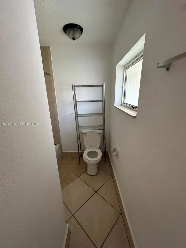 8601 SW 94th St #207W Miami, FL 33156