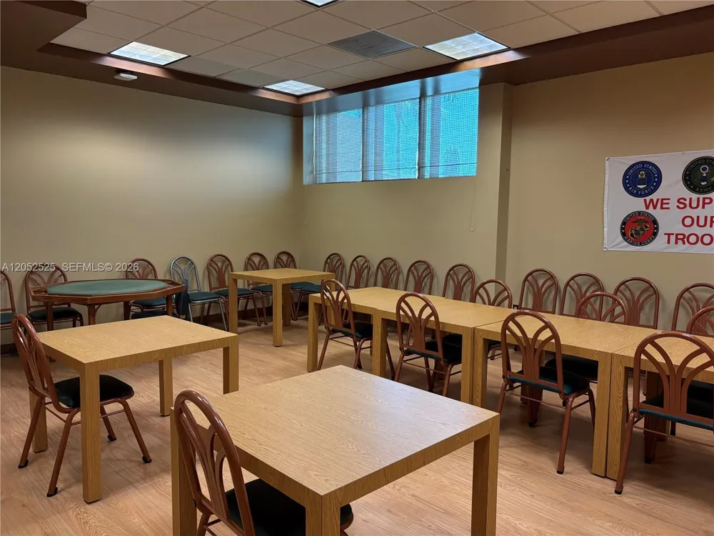 7305 NW 4th Pl #201 Margate, FL 33063