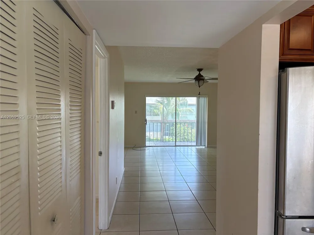 7305 NW 4th Pl #201 Margate, FL 33063