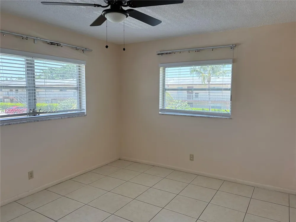 7305 NW 4th Pl #201 Margate, FL 33063