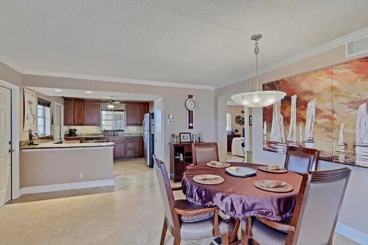 501 LAKE SHORE DRIVE #206 Lake Park, FL 33403