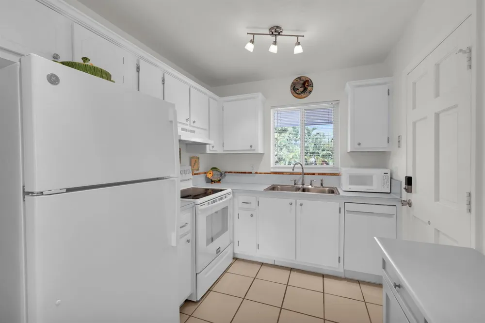 4 Garden Street #204n Tequesta, FL 33469