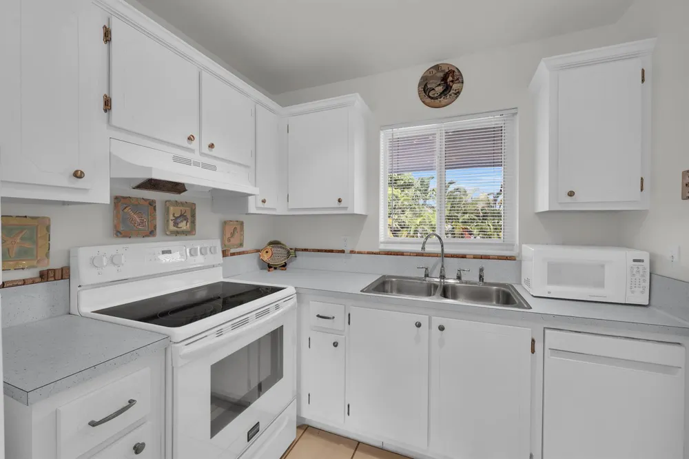 4 Garden Street #204n Tequesta, FL 33469