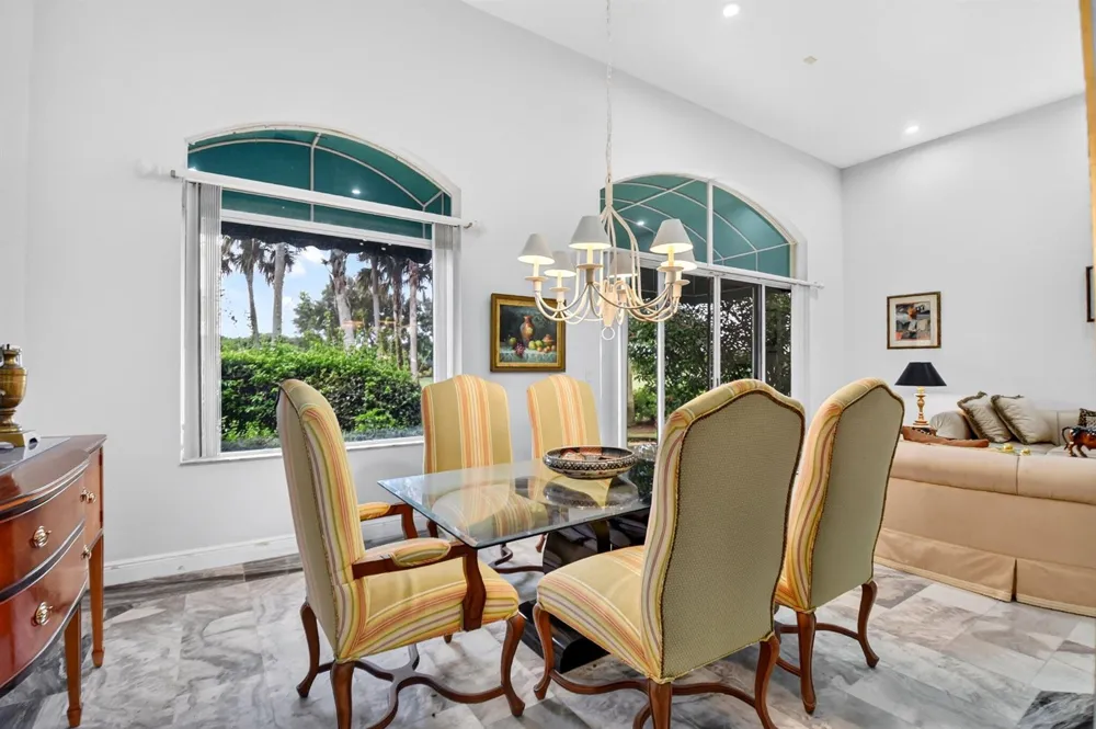 10694 Greenbriar Villa Drive Lake Worth, FL 33449