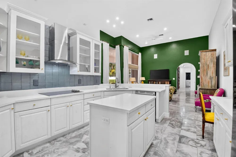 10694 Greenbriar Villa Drive Lake Worth, FL 33449