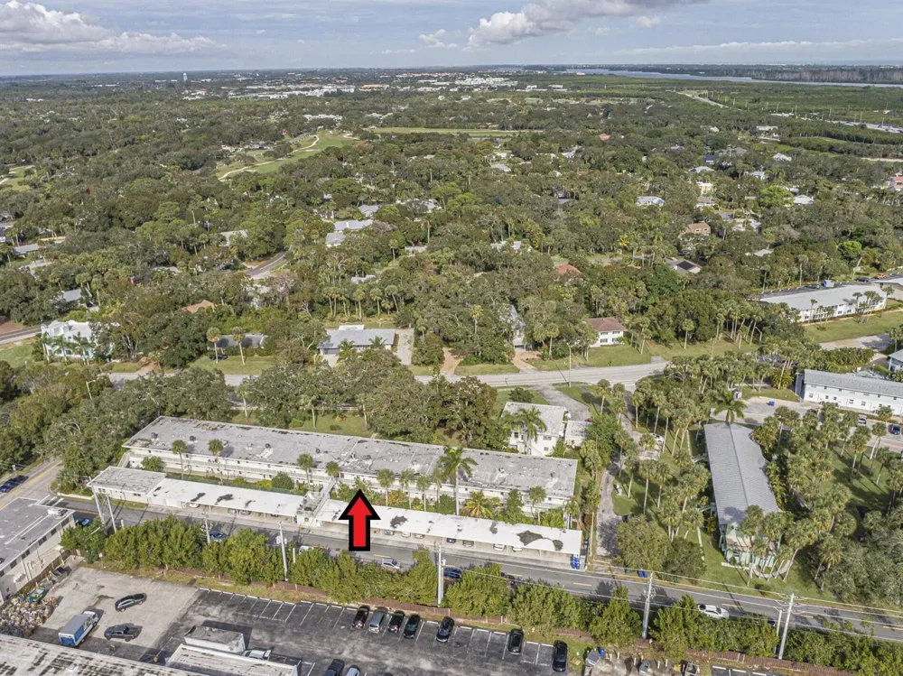 677 ROYAL PALM BOULEVARD #12 Vero Beach, FL 32960