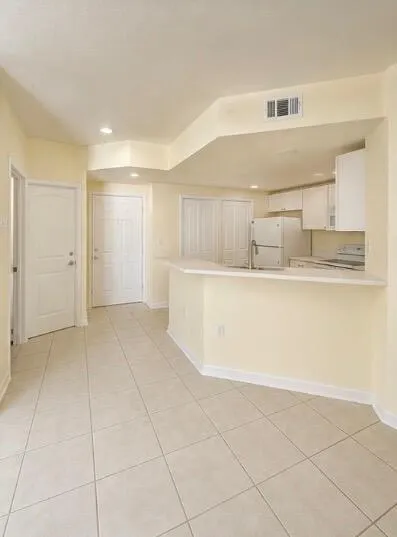 5080 Fairways Circle #G202 Vero Beach, FL 32967