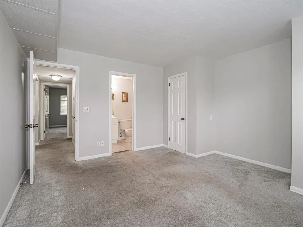 677 ROYAL PALM BOULEVARD #12 Vero Beach, FL 32960