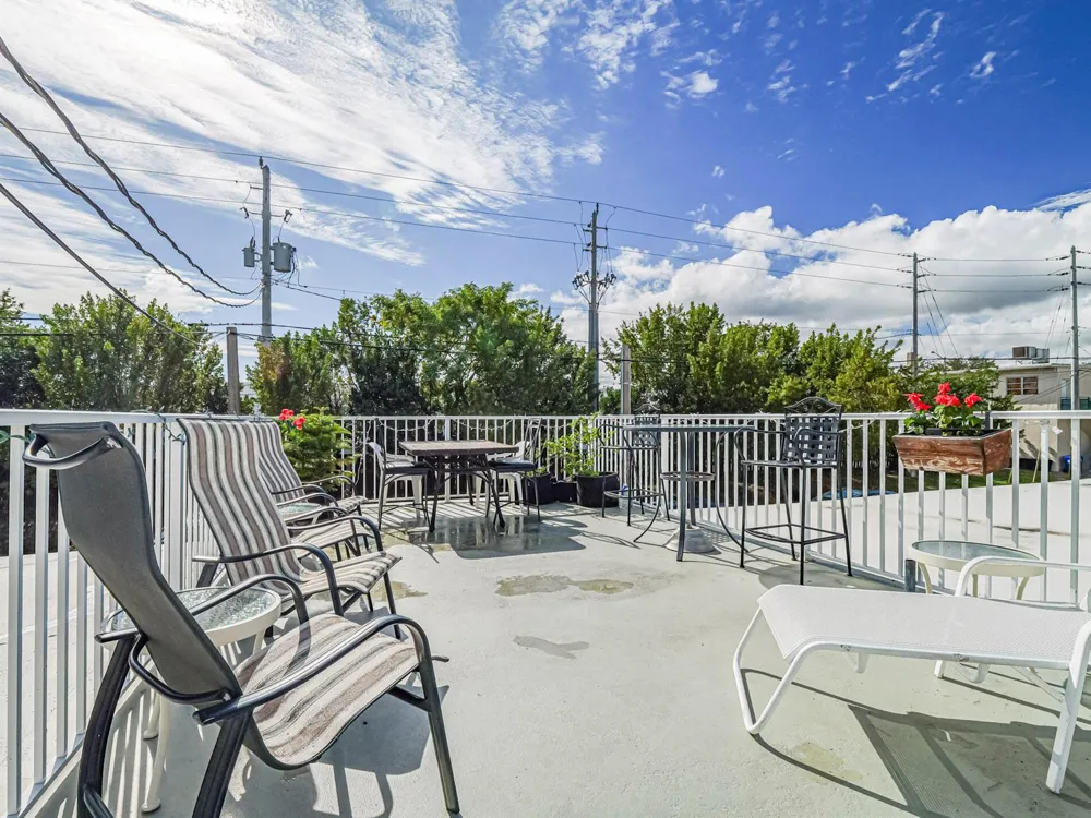 677 ROYAL PALM BOULEVARD #12 Vero Beach, FL 32960