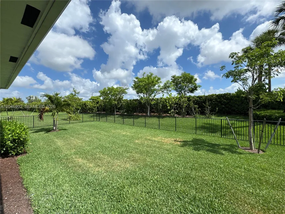 5444 SW Saint Armands Way Westlake, FL 33470