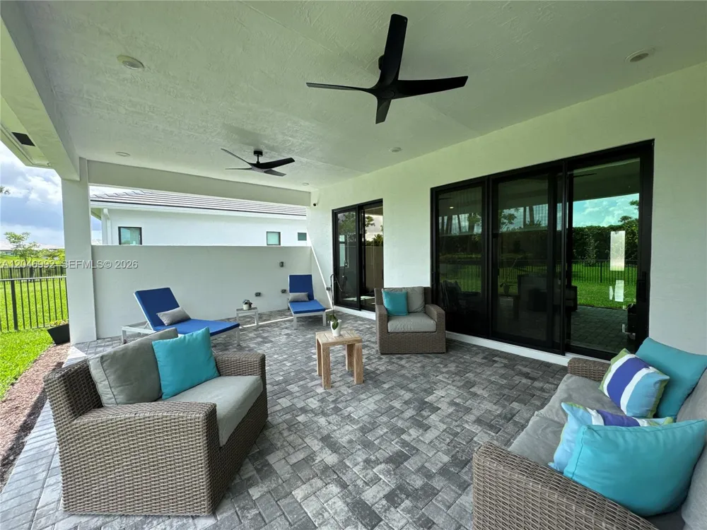 5444 SW Saint Armands Way Westlake, FL 33470