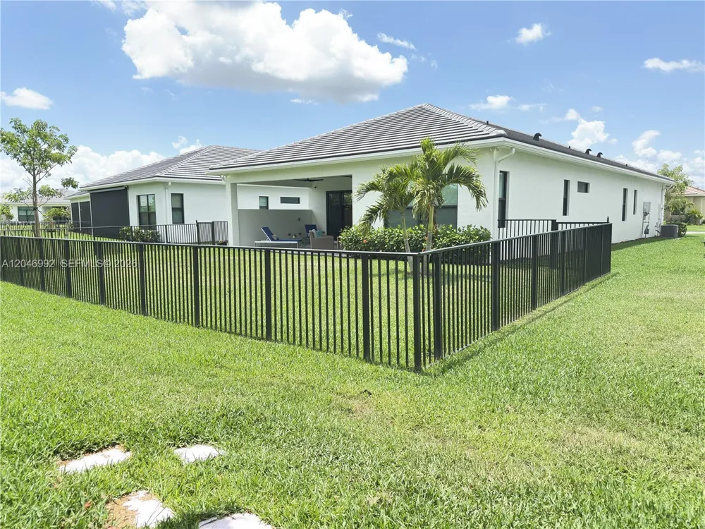5444 SW Saint Armands Way Westlake, FL 33470
