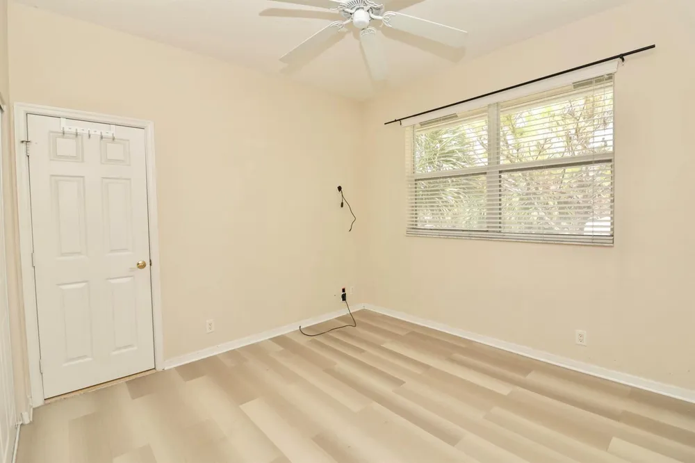 2952 NW 33RD LANE Lauderdale Lakes, FL 33311