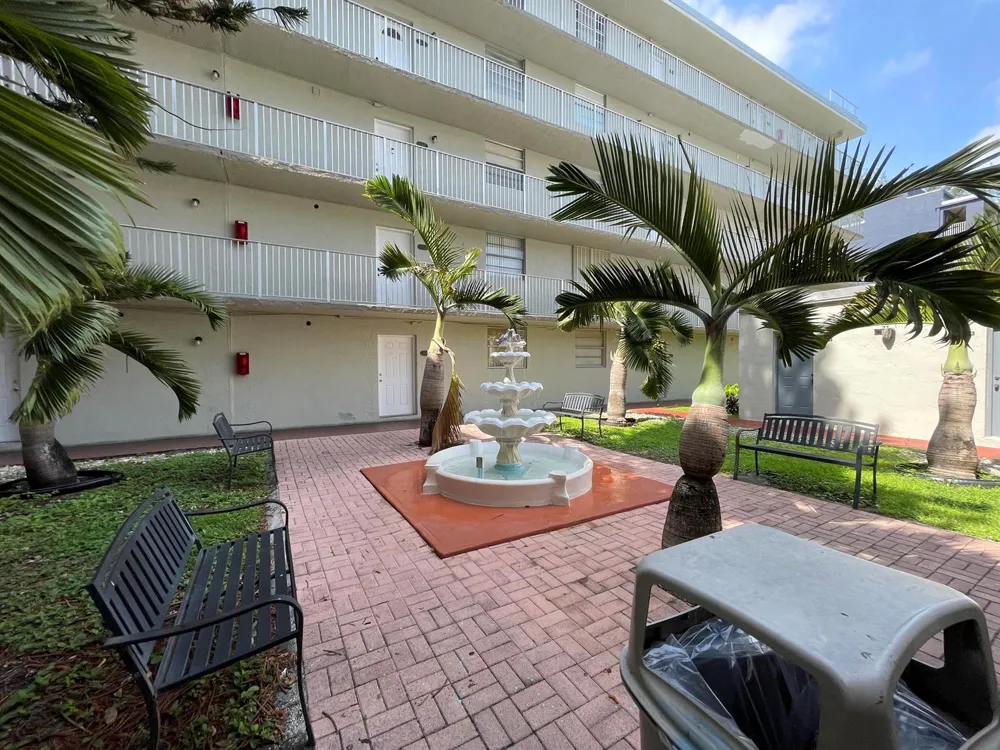 10000 NW 80th Court #2534 Hialeah Gardens, FL 33016