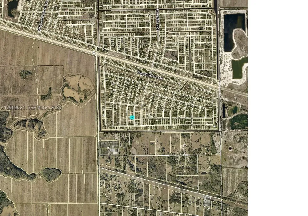 1264 Bacon Ave Fort Myers, FL 33913