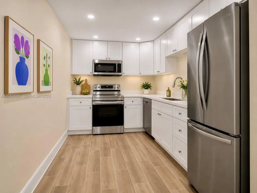 1400 Saint Charles Pl #317 Pembroke Pines, FL 33026