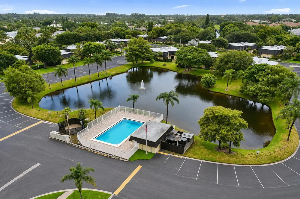 2333 Waterside Drive Lake Worth, FL 33461